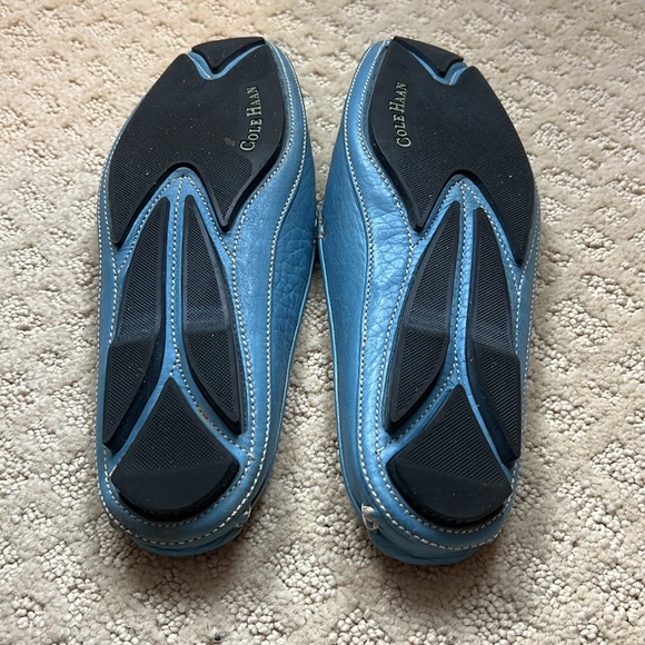 Cole Haan driving moccasin leather slides. Cutaway detail. - Picture 4 of 5